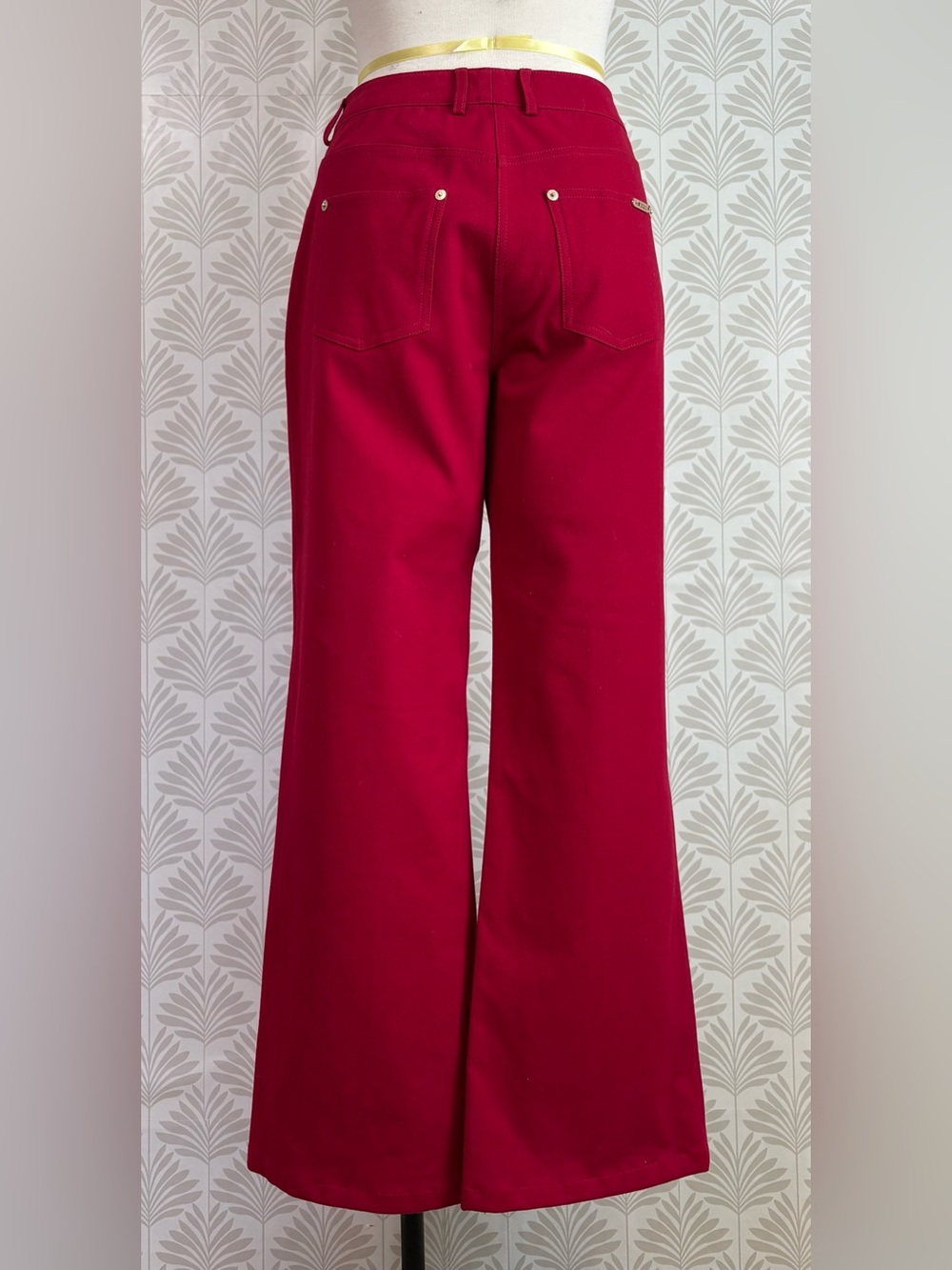 St. John Wide-Leg Pants in Deep Raspberry - Picture 4 of 6